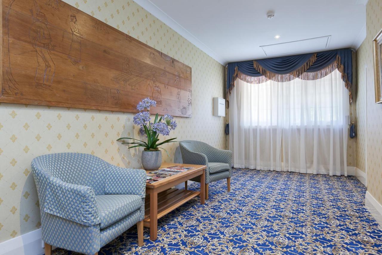 Superior Queen Room