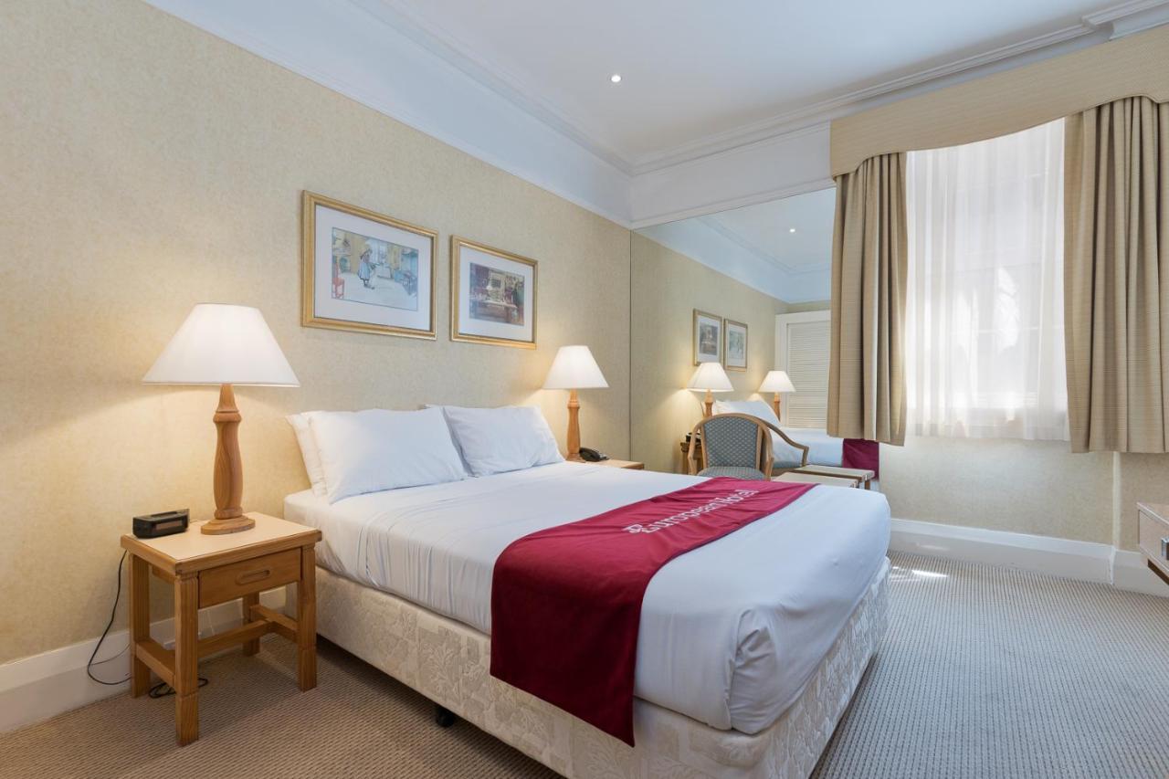 Superior Queen Room