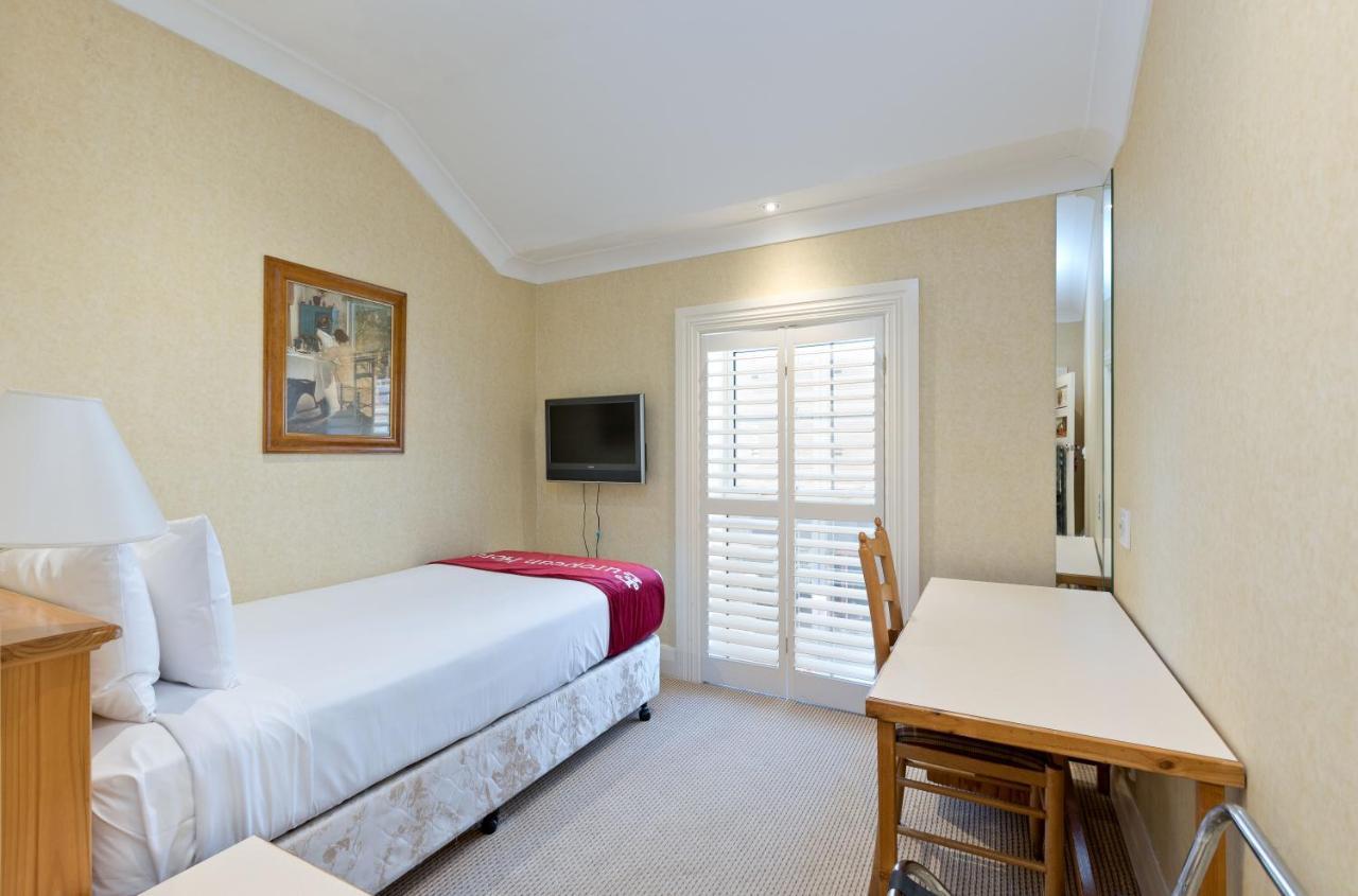 Budget Single Room