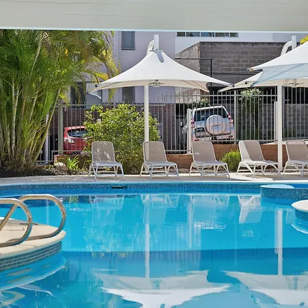 Broadwater Resort Como-3